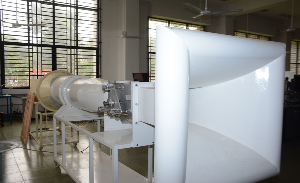 Construction of a Wind Tunnel